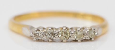 An 18ct gold five stone single cut diamond ring, S, 2.5gm