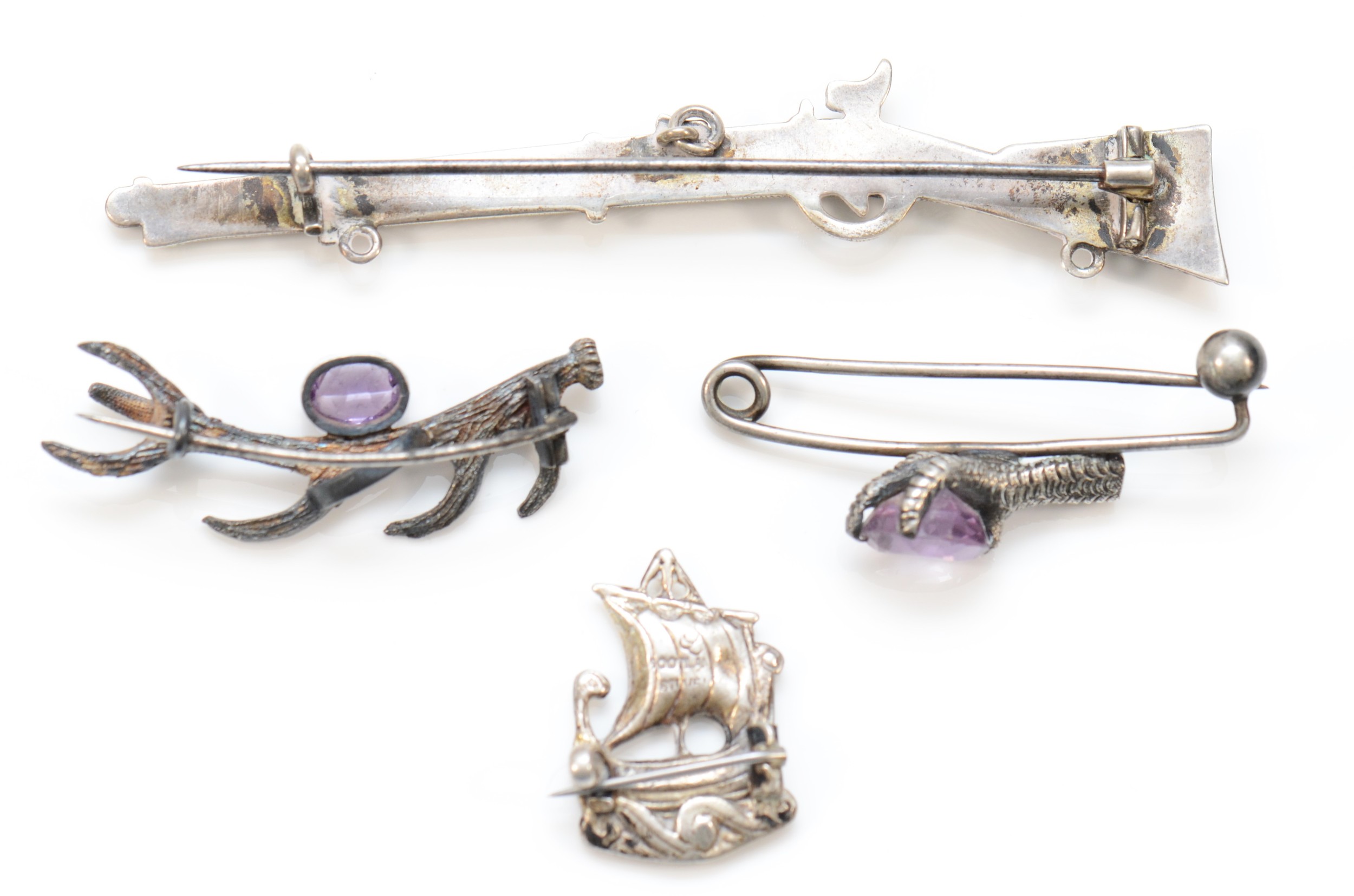 A Victorian unmarked silver and bloodstone musket brooch, 9cm, two silver and amethyst animal - Image 2 of 2