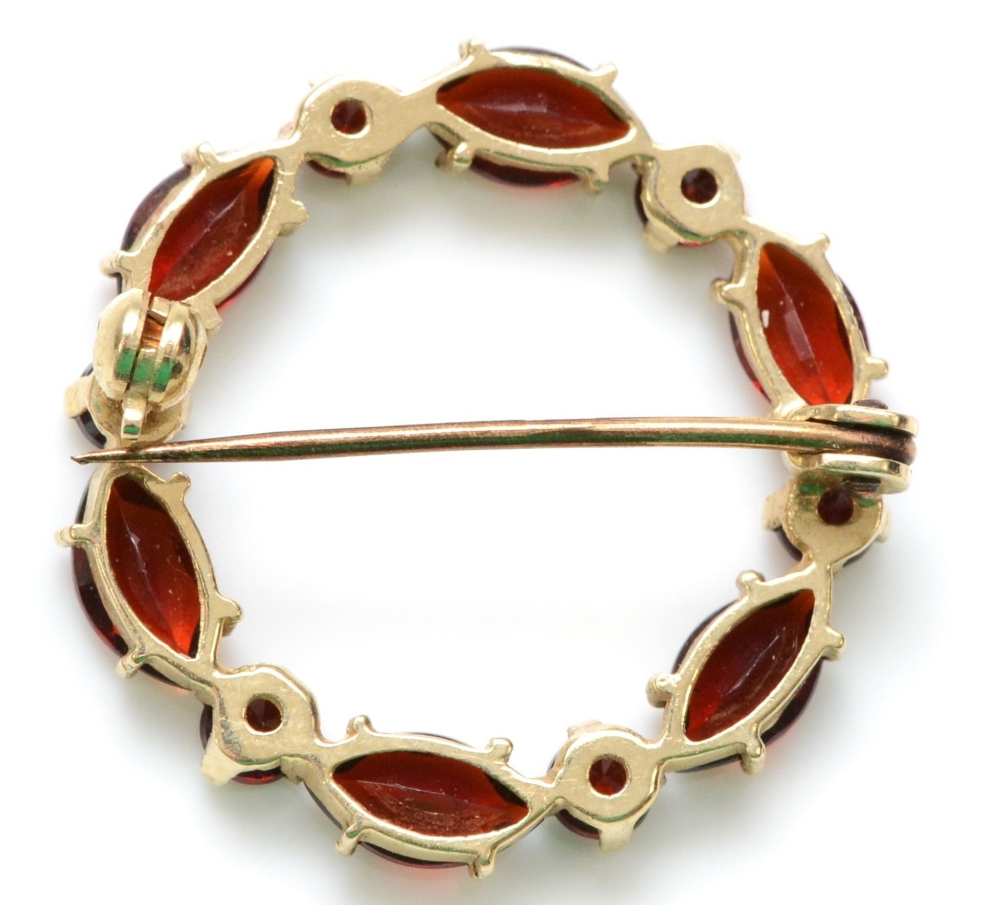 A 9ct gold and garnet hoop brooch, diameter 24mm, 2.6gm - Image 2 of 2