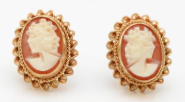 A 9ct gold pair of shell cameo ear studs, 1.7gm