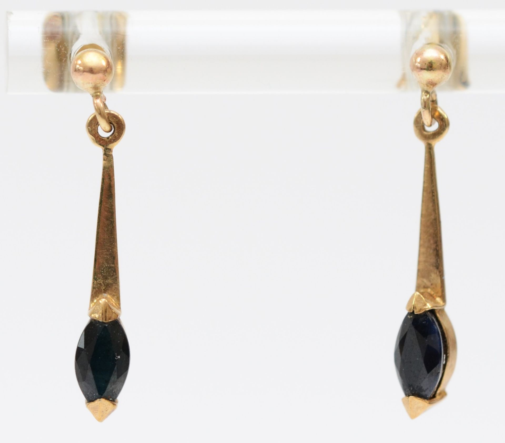 A 9ct gold pair of sapphire ear pendants, 16mm, 0.8gm