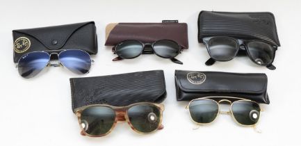 Five pairs of cased Ray-Ban sunglasses, to include Burlington, Wayfarer II and Sidestreet. (5)