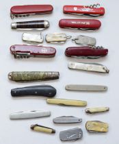 A collection of mid 20th century and later pocket/penknives, to include Swiss Army style examples.