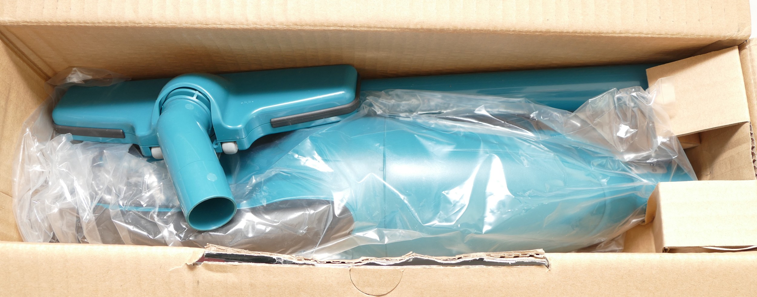 A Makita DCL182Z 18V LXT Vacuum Cleaner, unused, no battery - Bild 2 aus 2