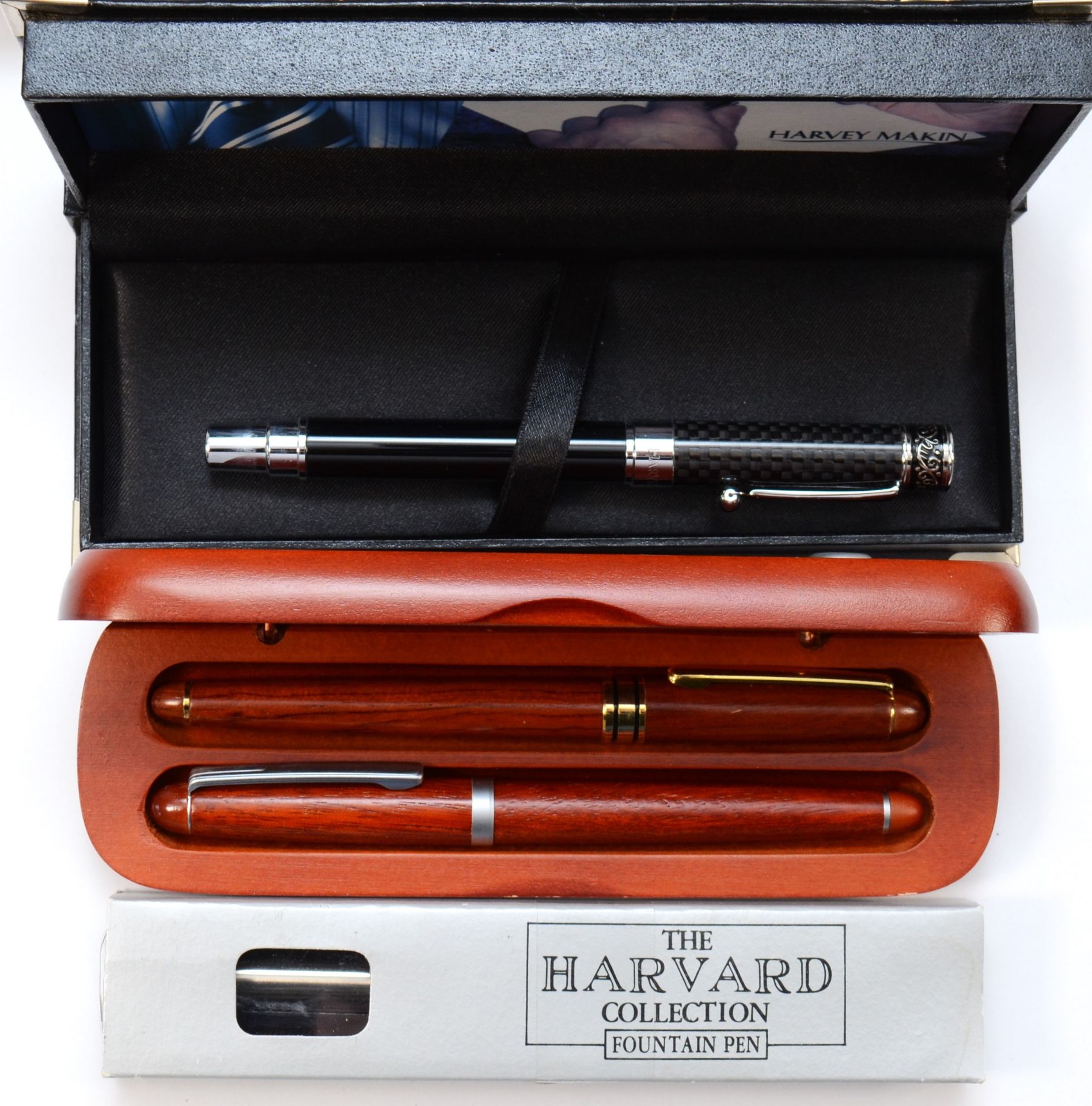 A collection of twenty fountain pens, various makes, mainly un-named, together with a 30 fountain - Image 2 of 3