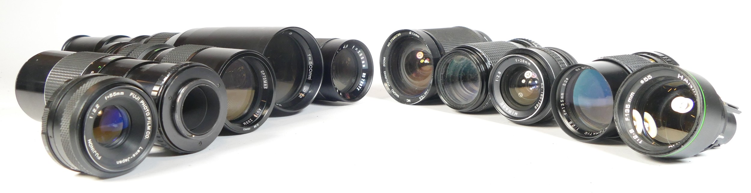 Twelve SLR vintage film cameras to include a Praktica B100, a Zenit E, a Fujica STX-1 and a - Image 3 of 3