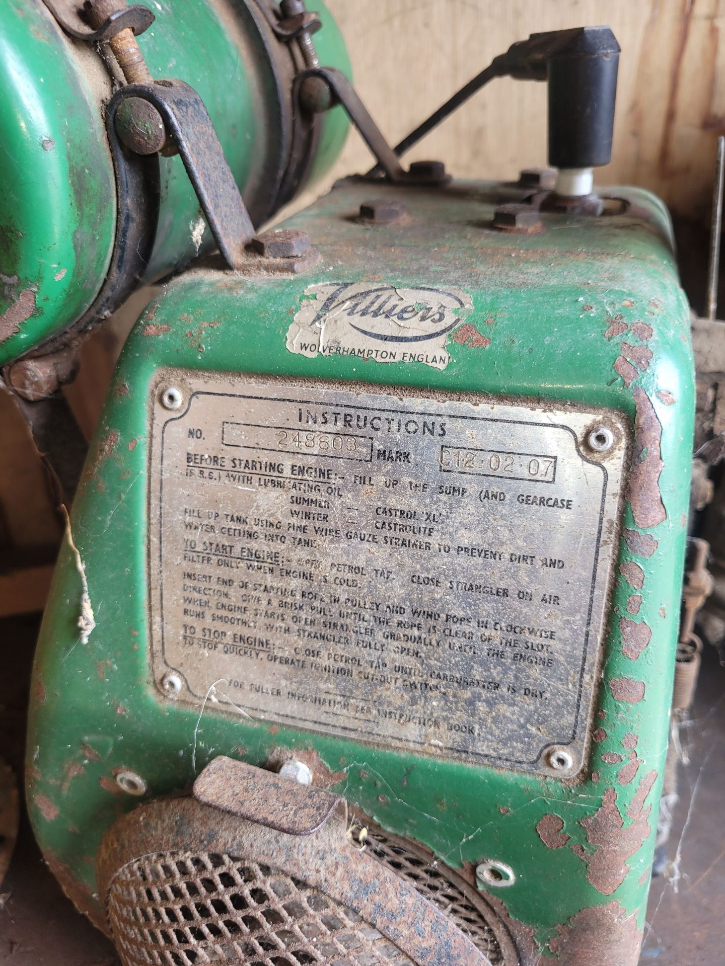 Two vintage Villiers static petrol engines. (2) - Image 2 of 4