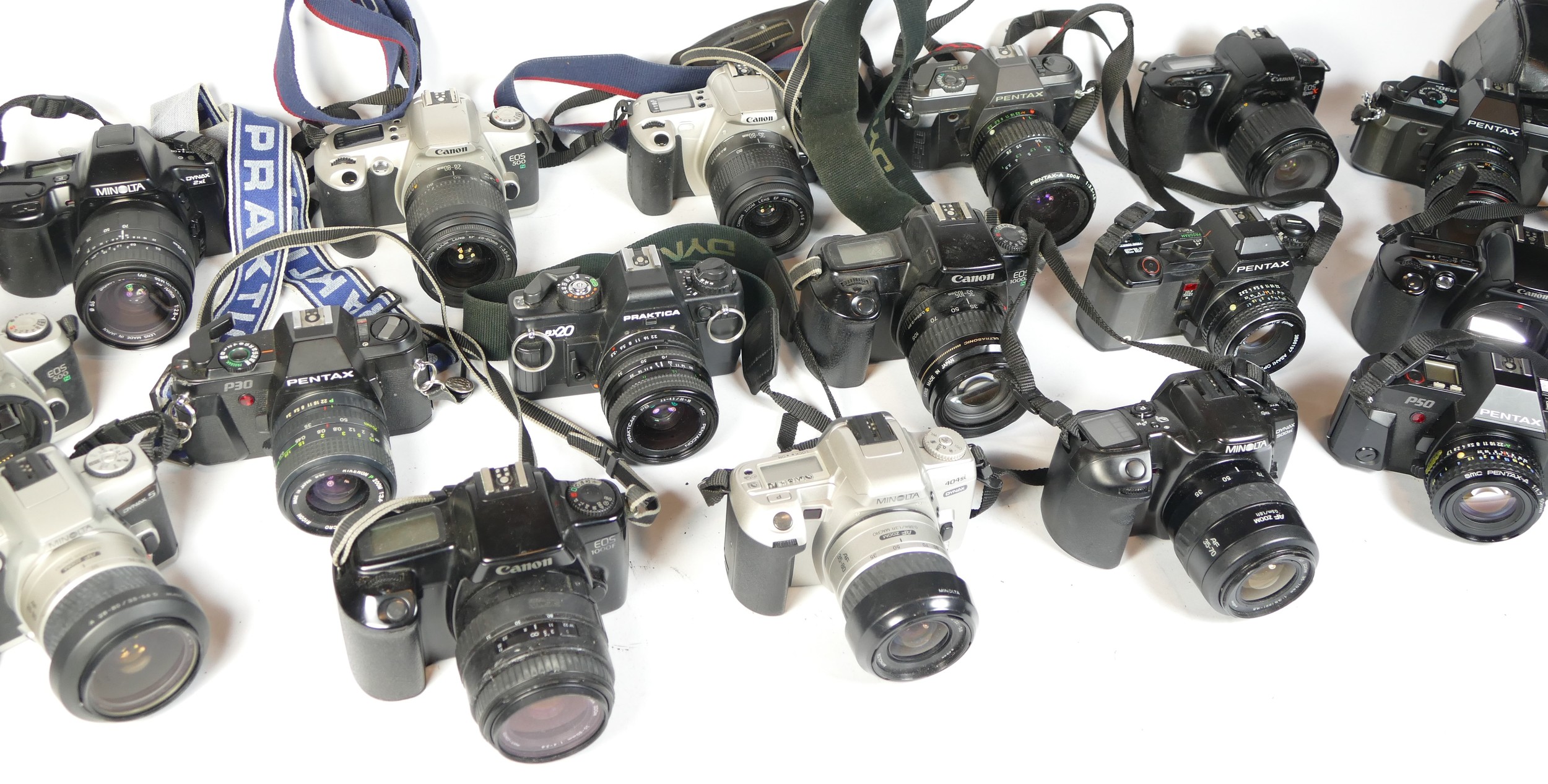 Twenty five SLR vintage film cameras to include a Praktica BX20, a Canon EOS 3000, a Pentax P30 - Image 2 of 2