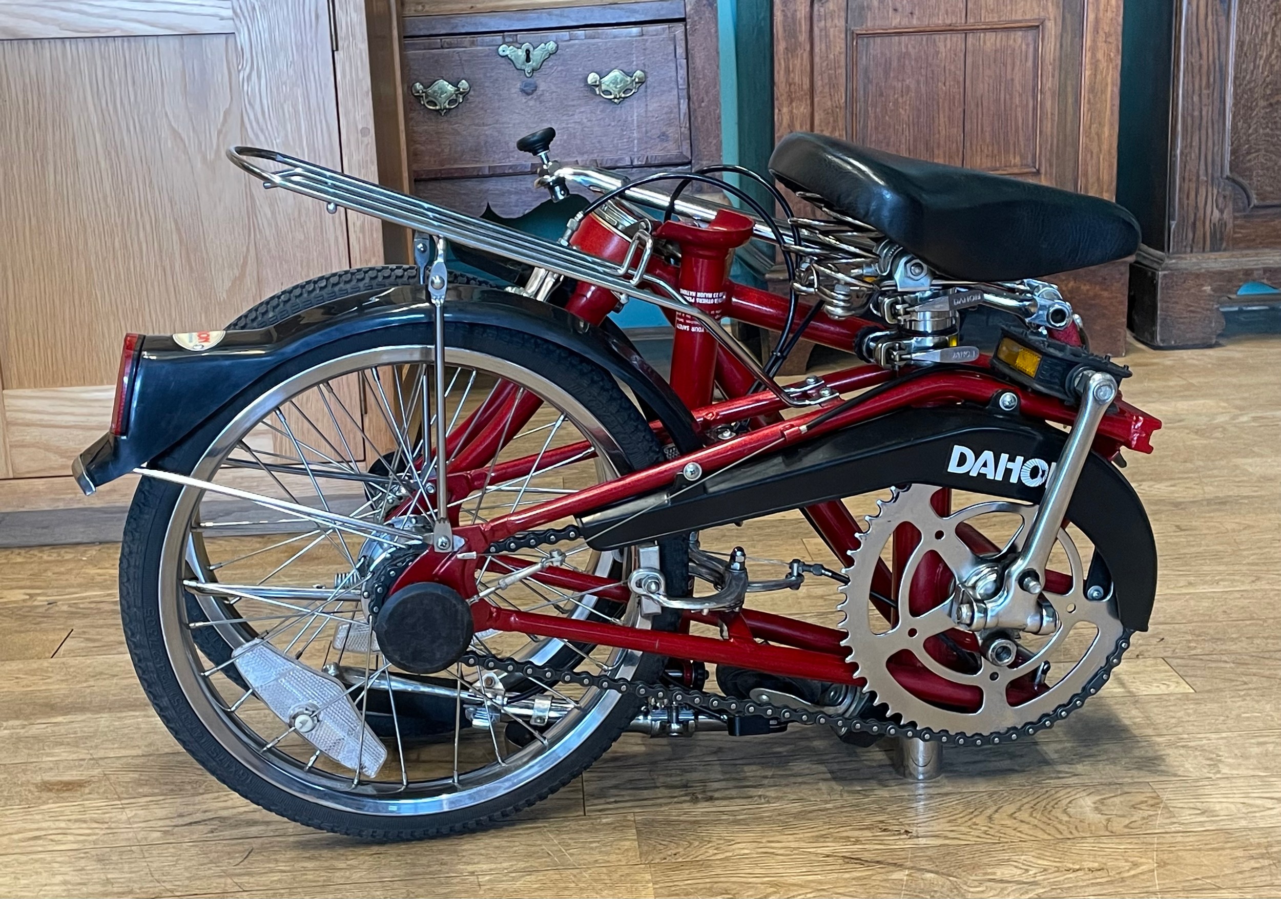 A Dahon folding bicycle, metallic red with carry case. - Image 3 of 7