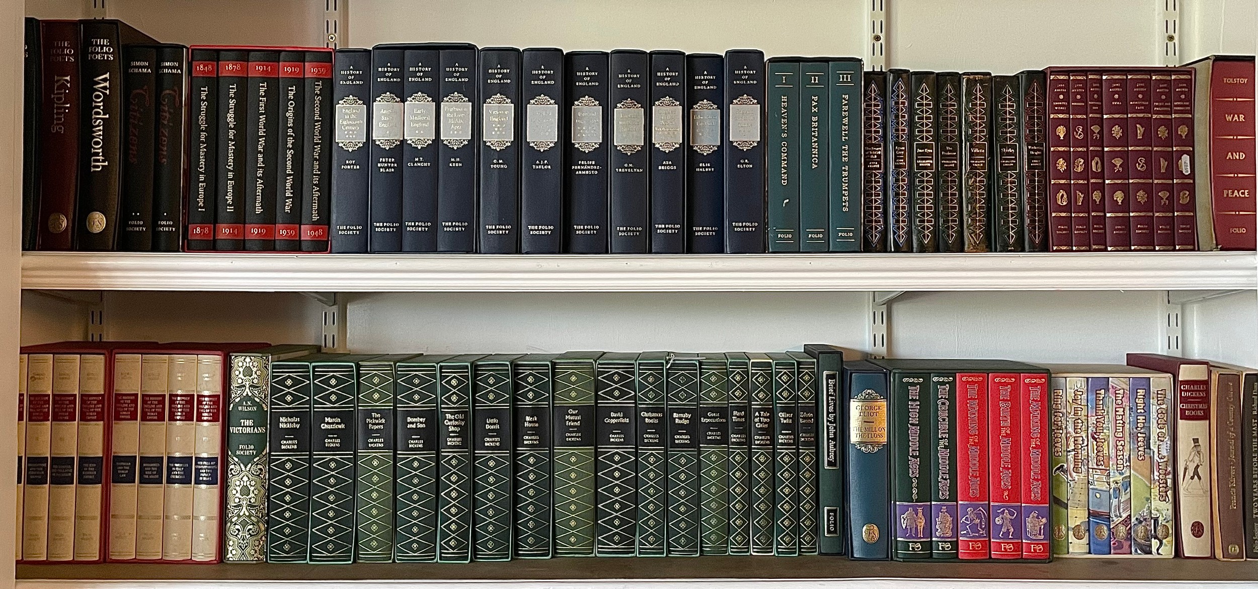 A large quantity of predominantly Folio Society hardback books, to include titles such as Pride & - Bild 2 aus 3