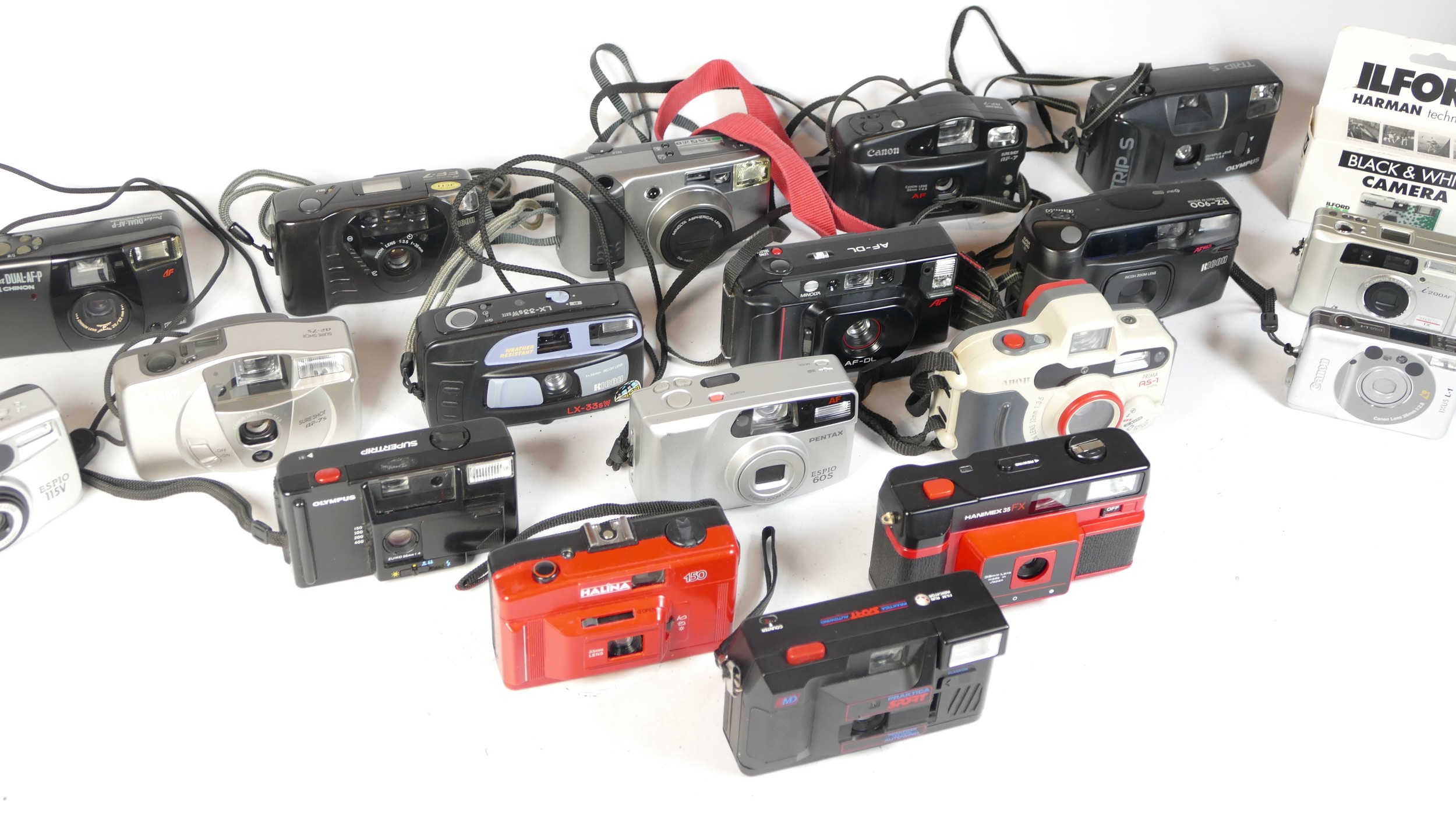 Twenty compact film cameras to include a Canon Prima AS-1, a Halina 150, an Olympus Super Trip and a - Image 2 of 2