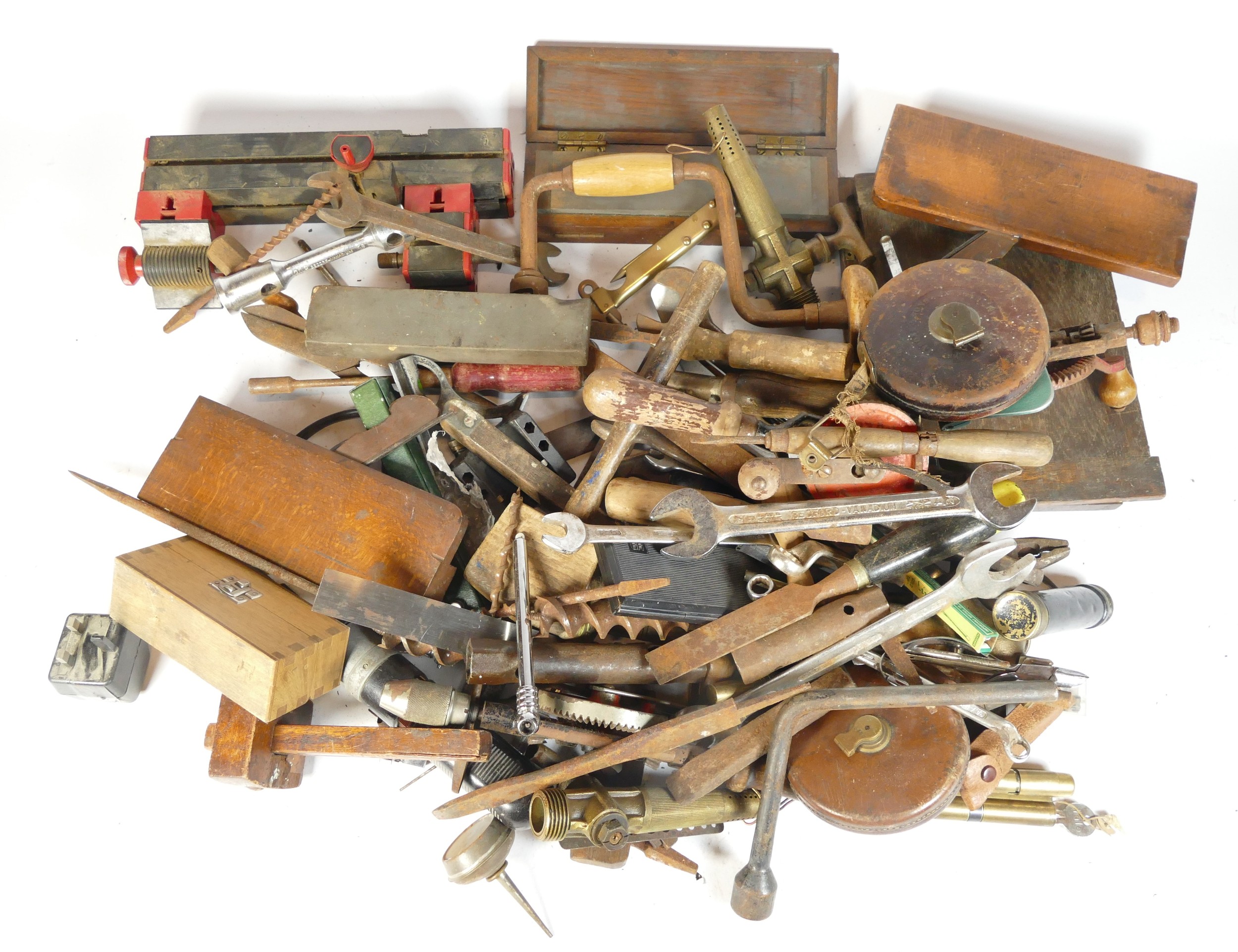 A collection of early 20th century and later carpenters hand tools in three boxes. (3)