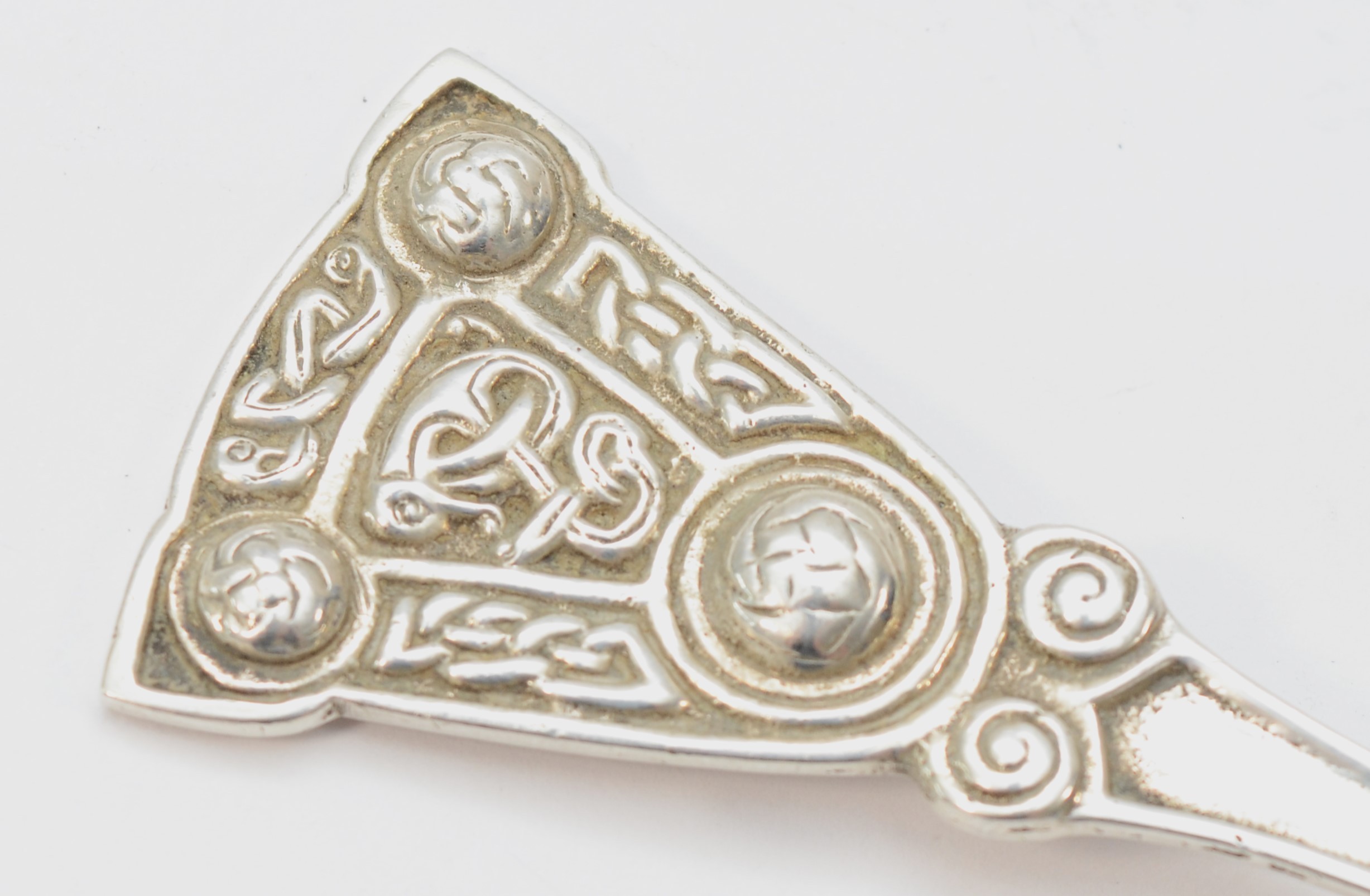 A Scottish silver Celtic caddy spoon, by A.L, Edinburgh 1949, untraced, with cast handle, 11.5cm, - Image 2 of 4