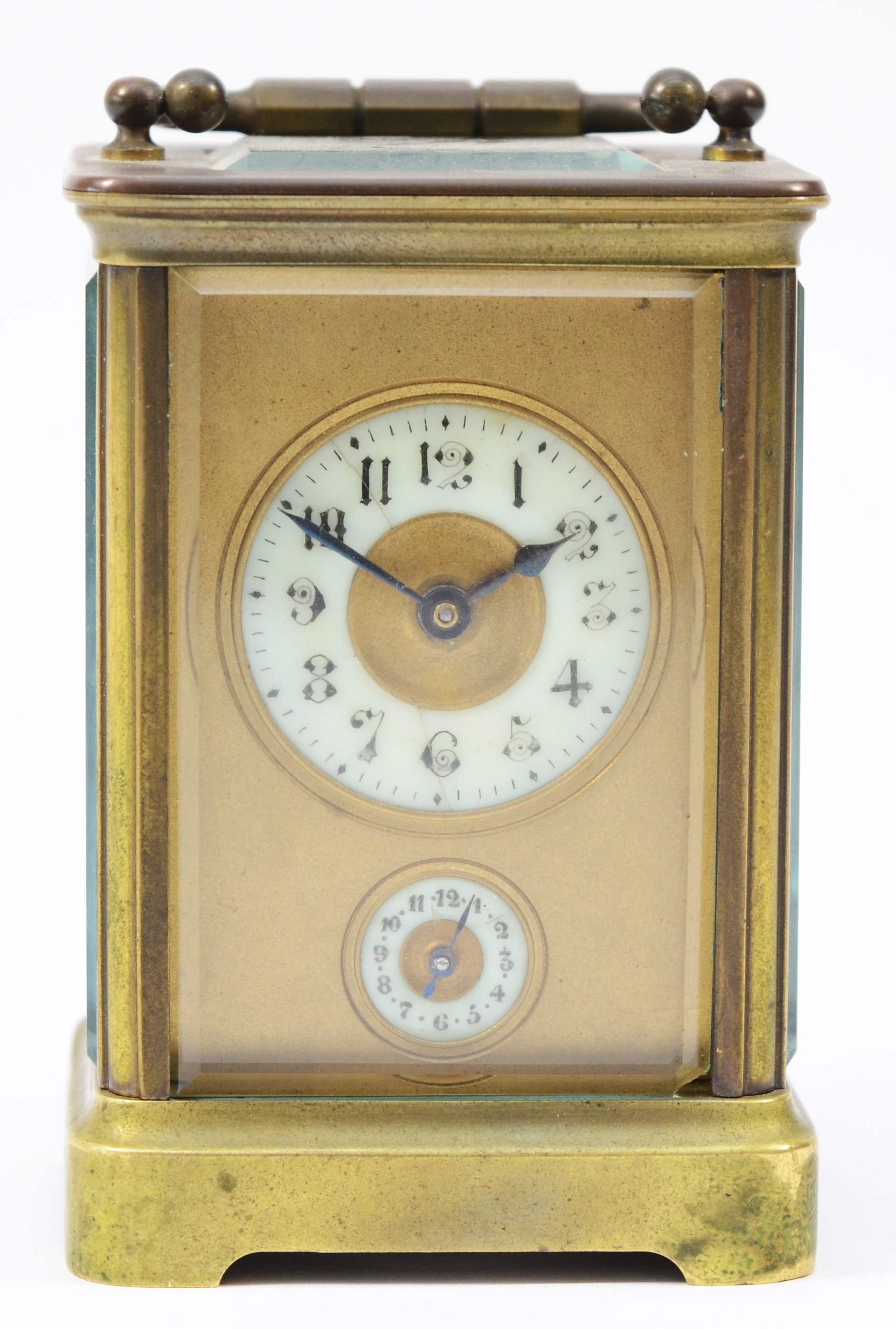 An early 20th century gilt brass French carriage clock, having platform escapement and alarm, the