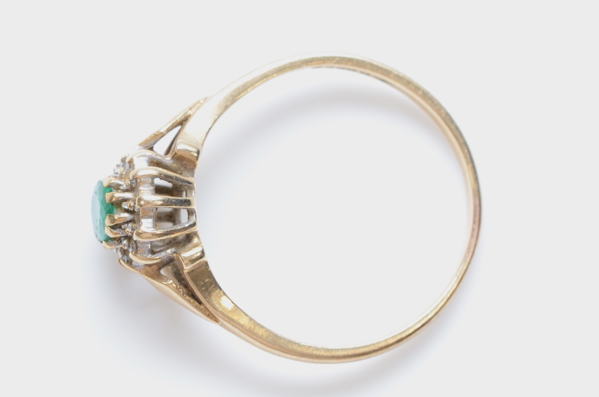 A 9ct gold emerald and diamond cluster ring, R, 2.5gm - Image 2 of 2