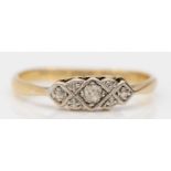 A vintage 9ct gold and platinum single old cut diamond ring, O, 1.4gm