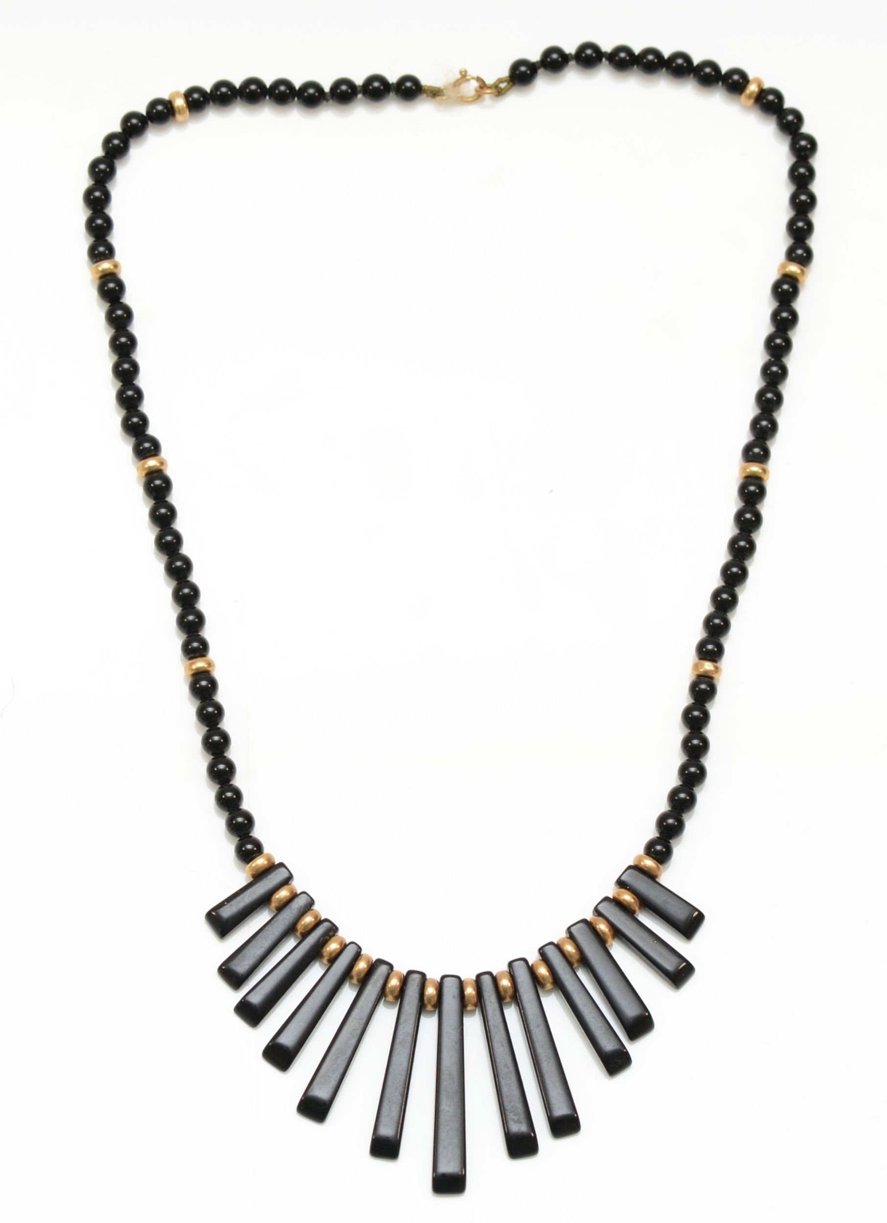 An onyx fringe necklace with 9ct gold beads, 38cm