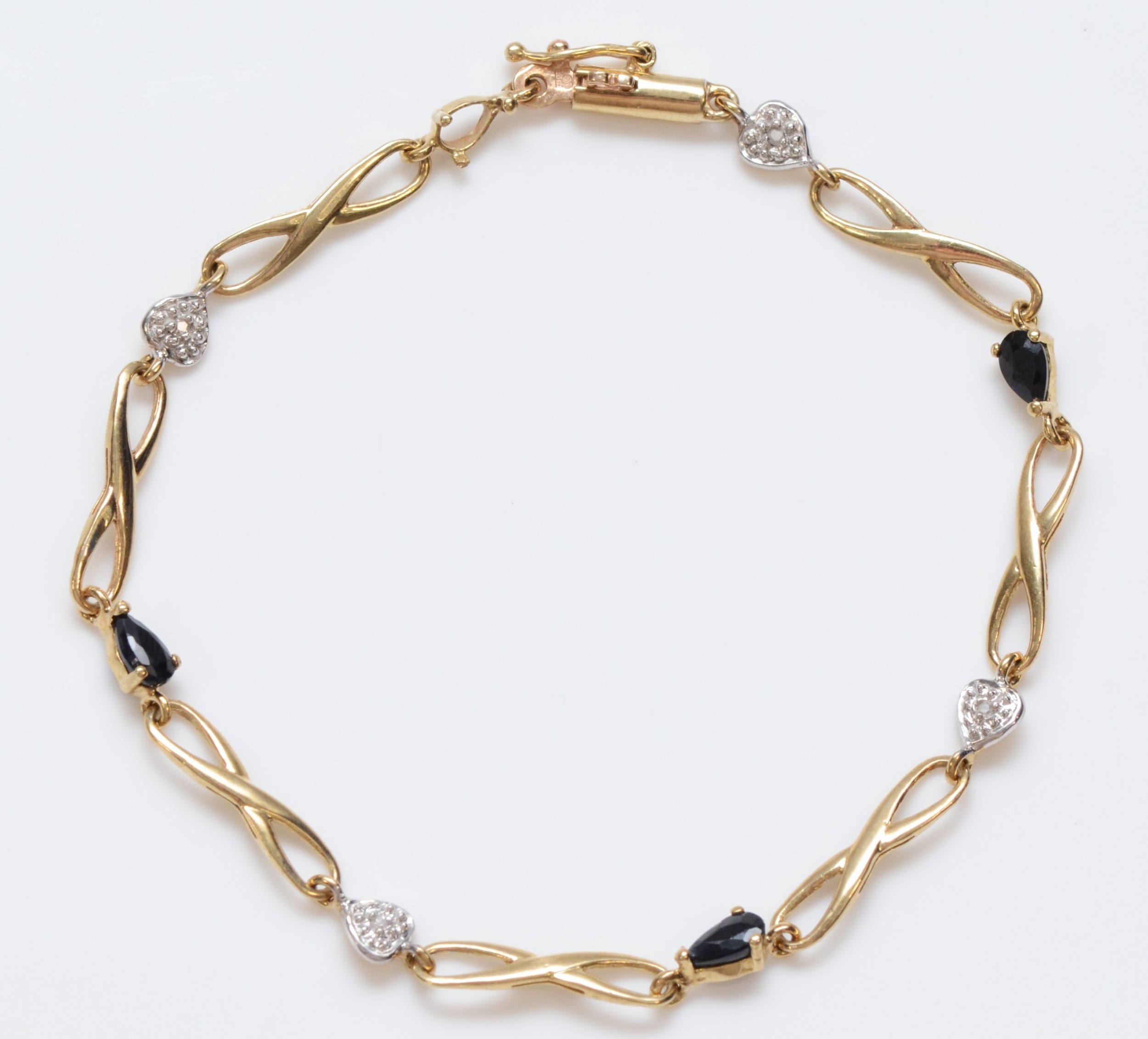 9ct gold sapphire and diamond bracelet, 18cm, 3.5gm