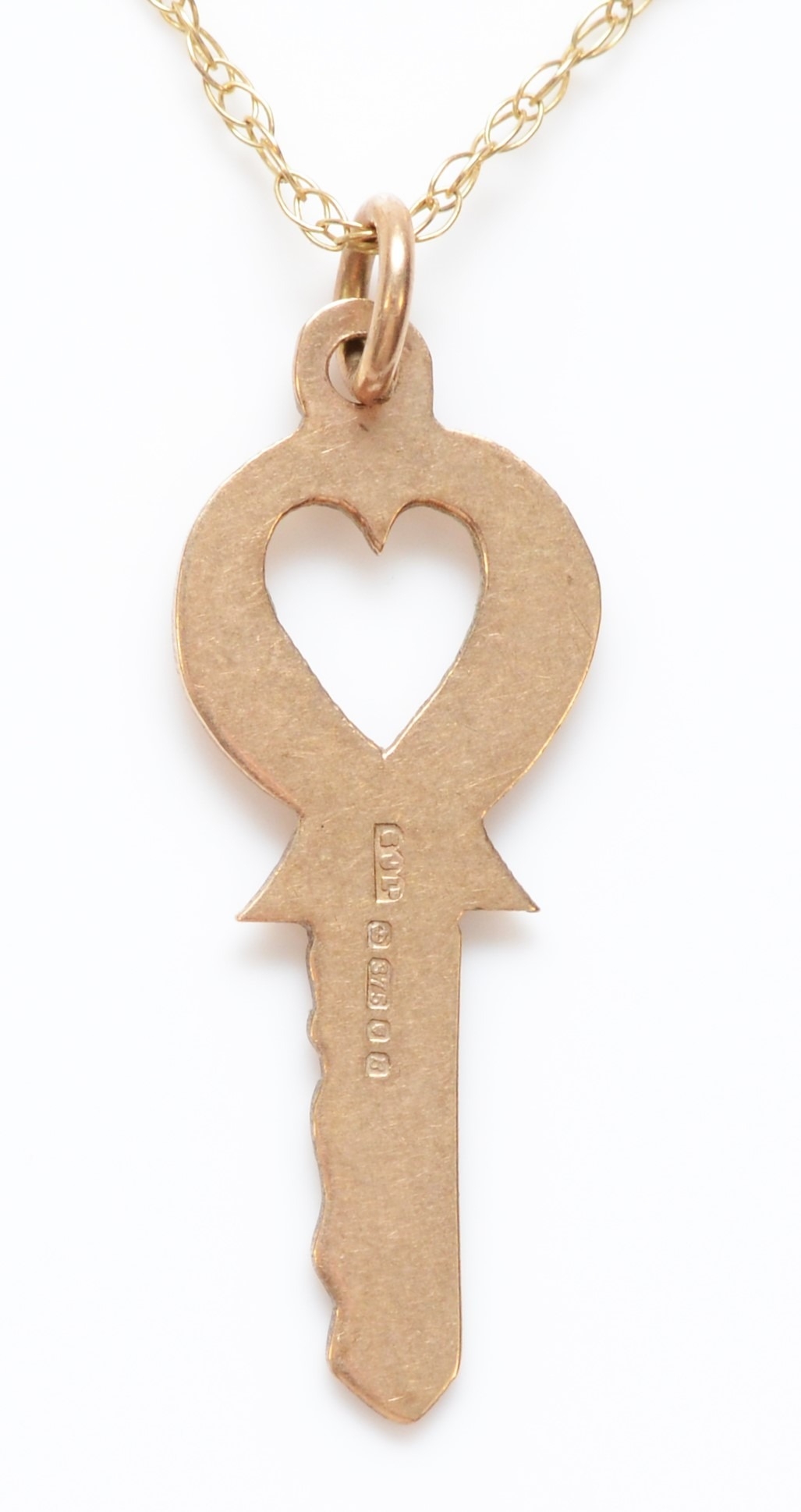 A vintage 9ct gold key pendant, London 1976, 27mm, chain, 1.5gm - Image 2 of 2