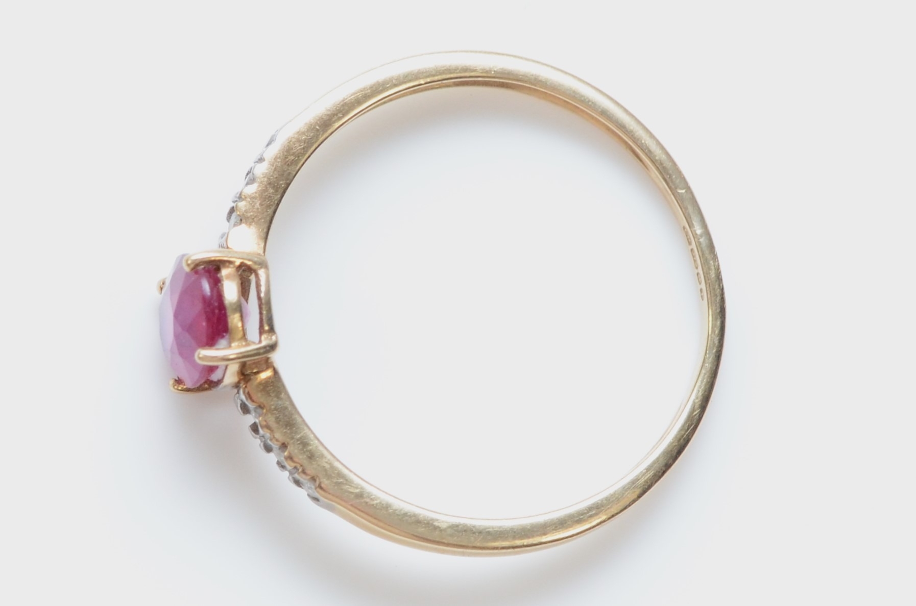 A 9ct gold, red gemstone and diamond ring, N, 1.3gm - Image 2 of 2