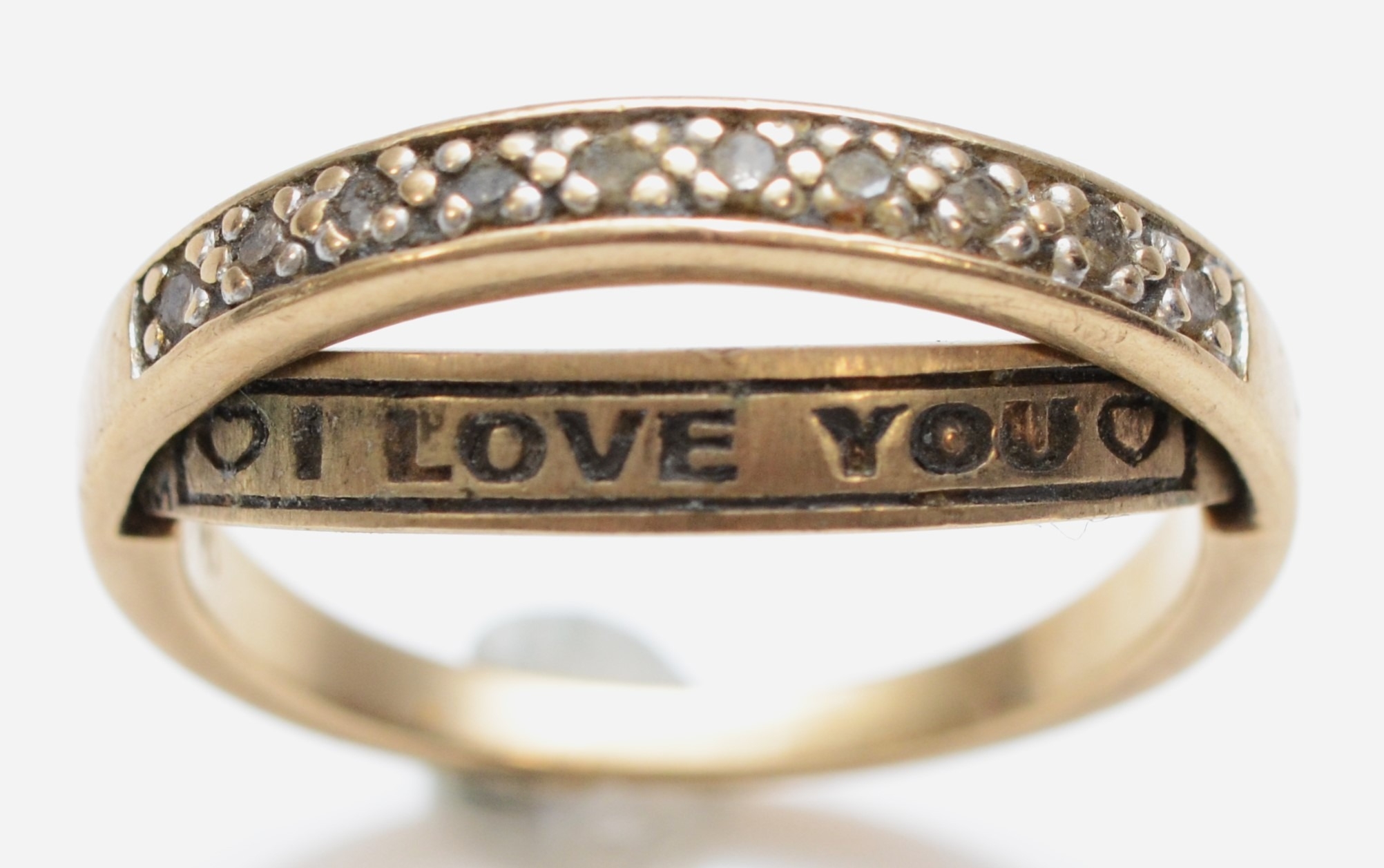 A 9ct gold and diamond "Hidden Message" ring, the underside swivels to reveal I LOVE YOU, M, 2.8gm - Bild 3 aus 3