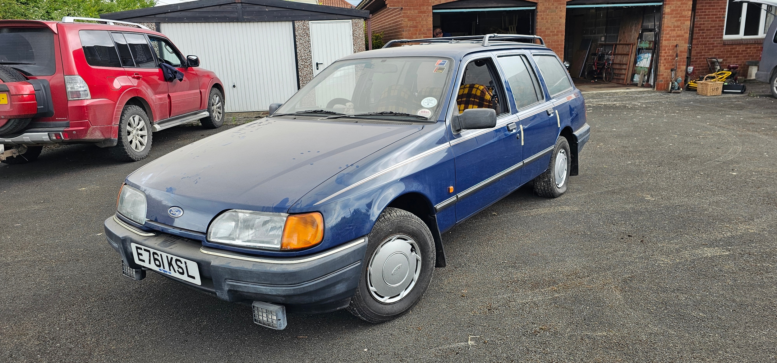 1988 Ford Sierra 2.3 diesel estate. Registration number E761 KSL. VIN number WFONXXGBBN. Engine - Image 2 of 23