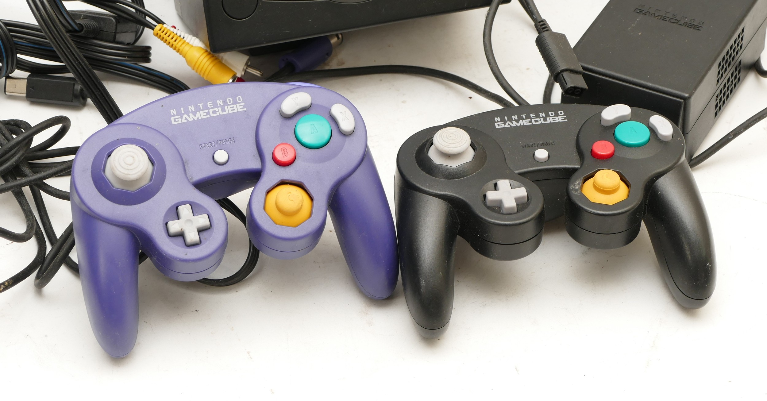 A Nintendo Game Cube console, with two joysticks and AC lead. - Image 2 of 2