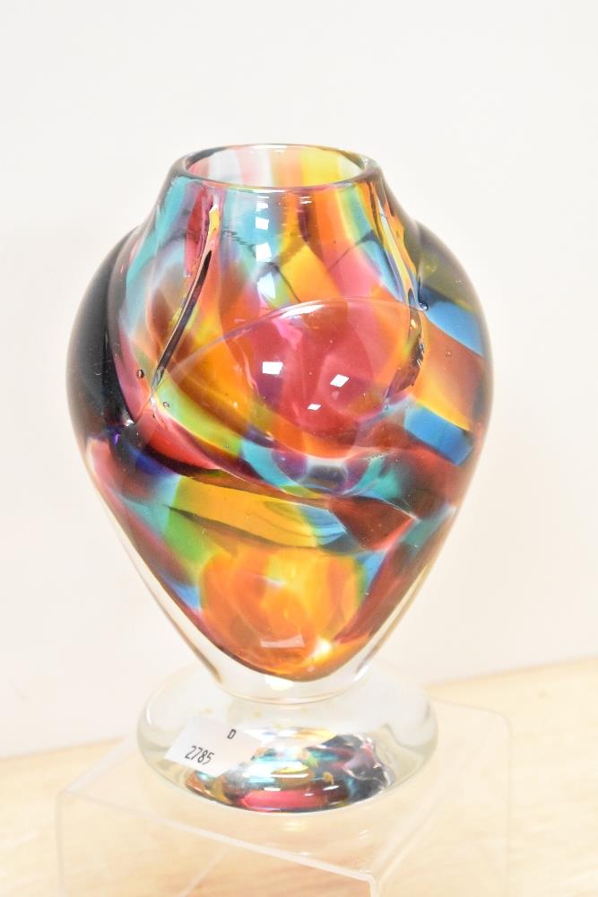 A heavy multi coloured mottled art glass vase, sat on clear glass foot. - Image 3 of 5