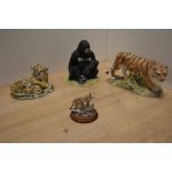 A Sherratt and Simpson wild animal study, gorilla with baby, Number 55146, 13cm, sold together