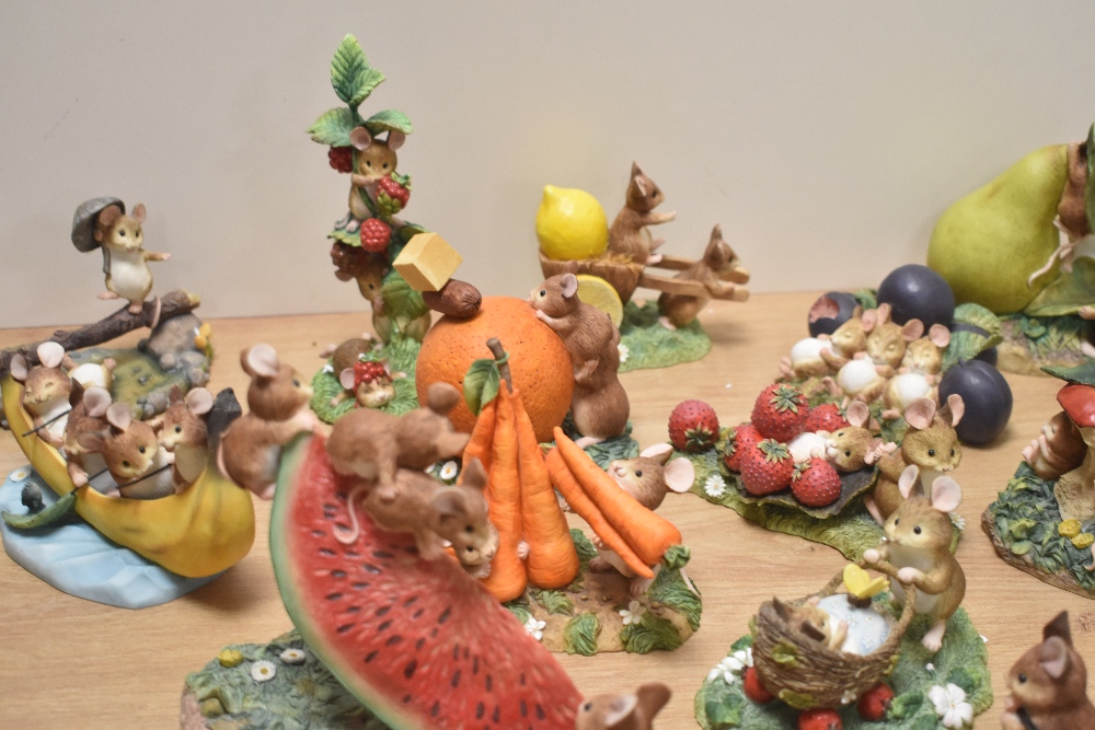 A collection of eighteen Border Fine Arts 'Merrie Mice' figures/groups, to include the Fruit Fun, - Image 3 of 4