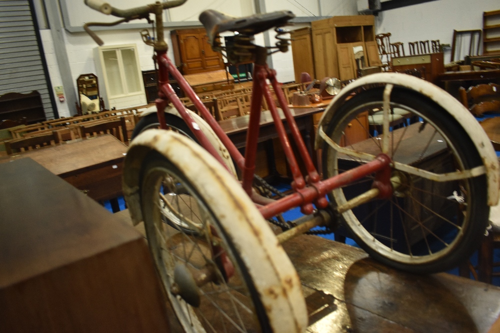 A vintage childrens trike - Image 4 of 4