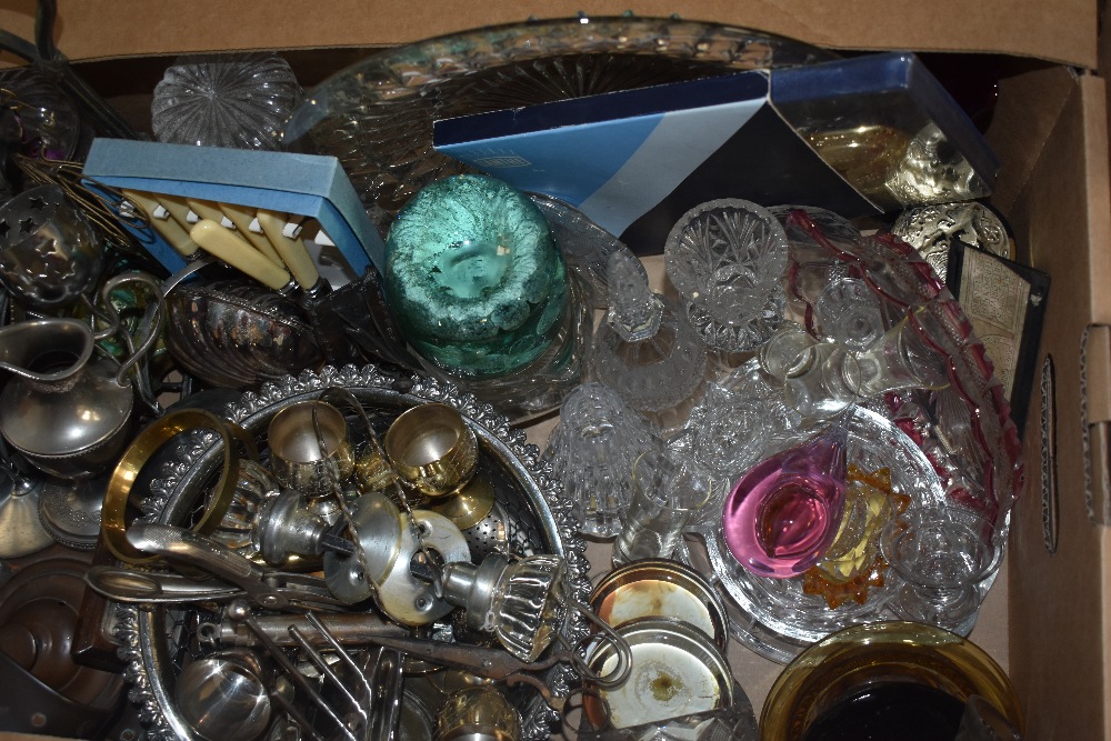 An assortment of cut glass items including display plate, salts and vases, a selection of platedware - Image 2 of 2
