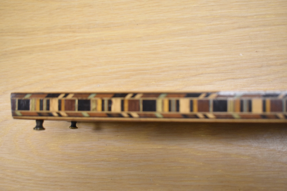 A Victorian Masonic cribbage board, marquetry inlaid and with bone panels, measuring 32cm long - Image 3 of 4