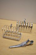 Two Edwardian silver plated toast racks, by William Hutton & Sons & Mappin & Webb, the largest