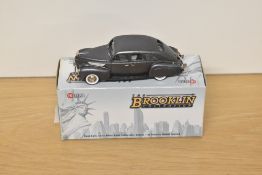 A Brooklin Models The Brooklin Collection 1:43 scale die-cast, BRK 106 1938 Lincoln Zephyr 4-Door
