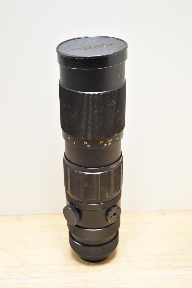 Four various lenses. A Tokina SD 1:3,5-4,5 28-70mm, a Yashica Auto Zoom 1:2 50mm, a Yashinon Auto - Image 4 of 5