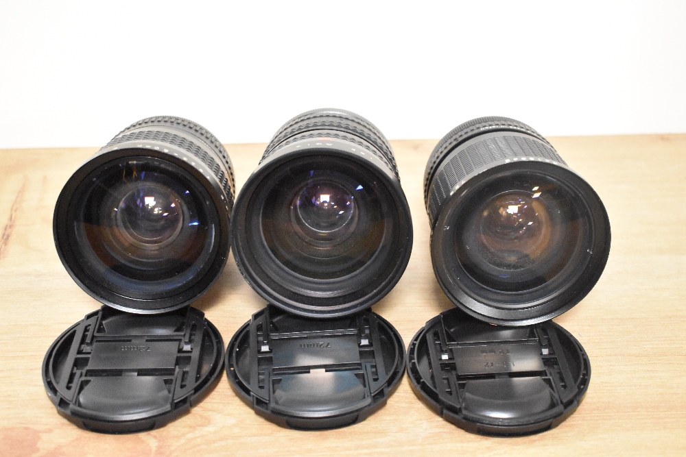 Six Makinon lenses. Two MC Auto Zoom 1:4,5 80-200mm, three MC Auto Zoom 1:3,5-4,5 28-80mm, a MC Auto - Image 5 of 6