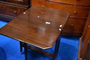 An early 20th Century mahogany sutherland style gateleg occasional table, width approx 60cm