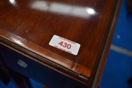 An Edwardian mahogany gateleg occasional table having line inlay decoration , width approx 62cm