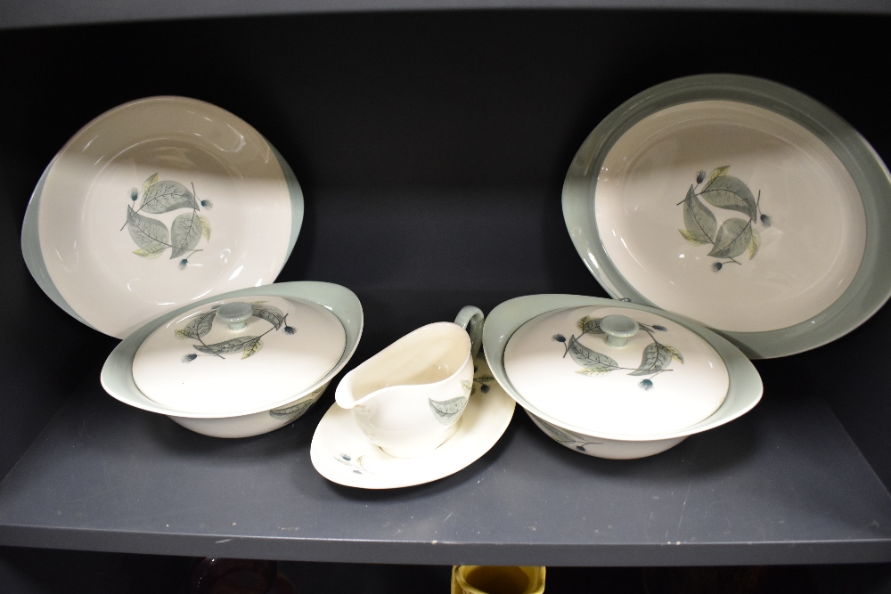 A quantity of Wedgwood Woodbury patterned tableware, comprising teacups and saucers, toast rack, - Image 2 of 3