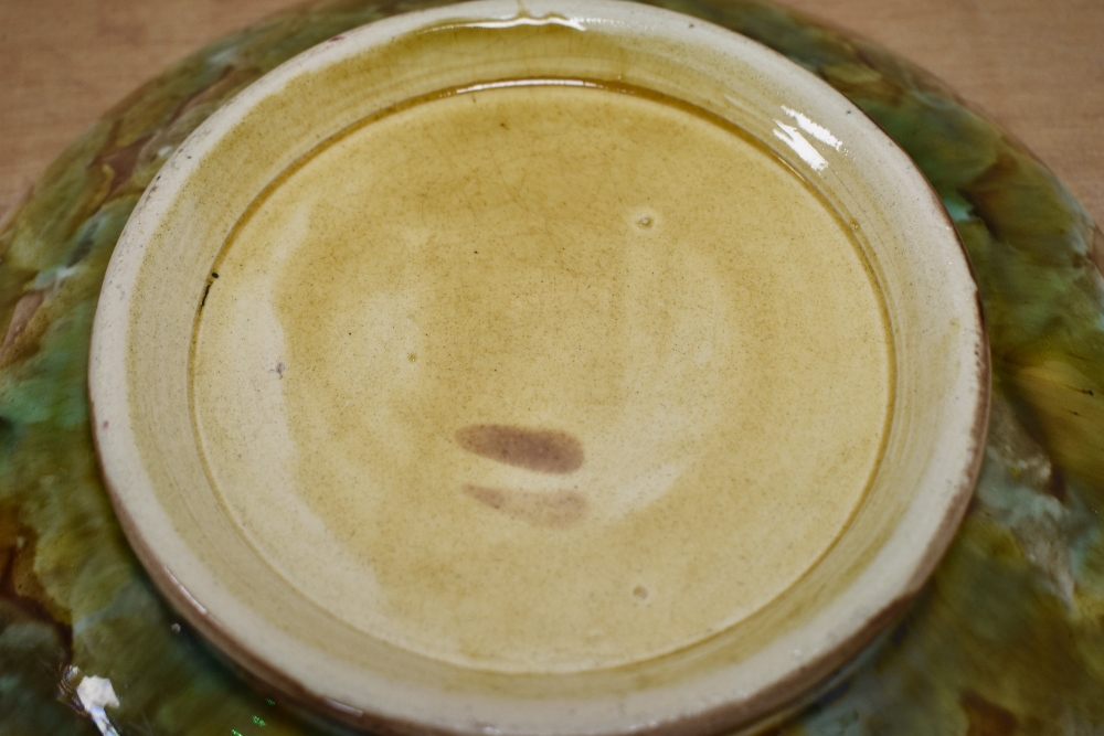 Two Victorian Majolica plates, having moulded decoration of basket weave, with fan to centre, bees - Image 2 of 2