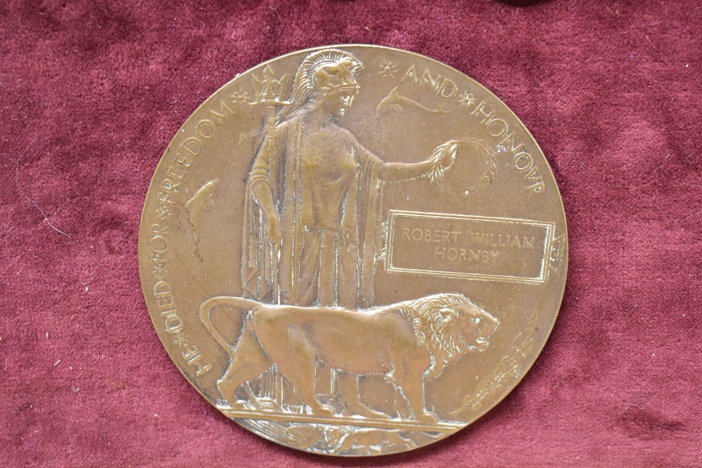 A 1914-15 Trio and Memorial Plaque to G7250 GNR.R.W.Hormby.RFA, Robert William Hormby, Cap Badge, - Image 4 of 5