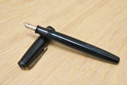 A Parker Victory MKIV button fill (aluminium) fountain pen in black with two narrow bands to the cap