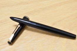 A Parker 17 aero fill fountain pen in black having narrow band to the cap