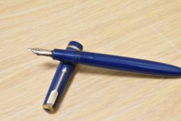 A Parker Duofold Senior aerometric fill fountain pen in blue with decorative band to the cap