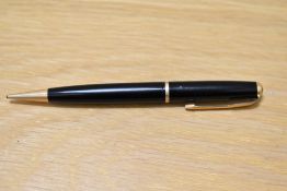 Two Parker Duofold propelling pencil in black with narrow decorative band
