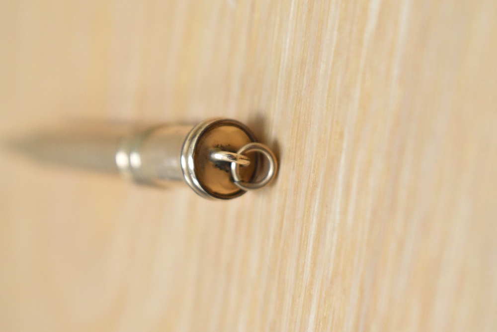 A Parker Duofold Vest Pocket propelling pencil in gold fill and ring top - Image 3 of 3