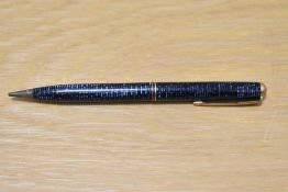 A Parker Vacumatic propelling pencil in blue with two bands