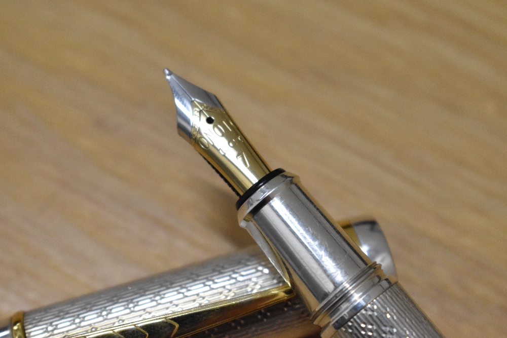 An Onoto University of Cambridge limited edition fountain pen 1/200 in solid sterling silver, with - Image 2 of 6