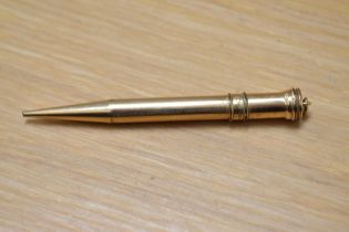 A Parker Duofold Vest Pocket propelling pencil in gold fill and ring top